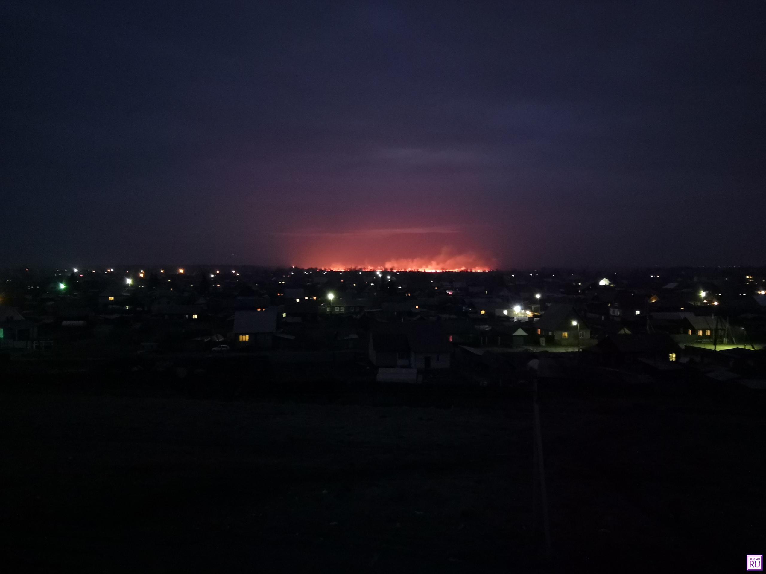 Вид из села Кетово, вечер 4 мая. Фото читателя KURGAN.RU.