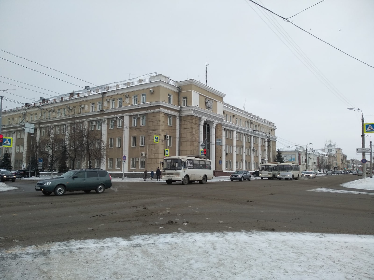 Погода шепчет: «сиди дома». На дорогах — крайне опасно | 17.01.2020 | Курган  - БезФормата