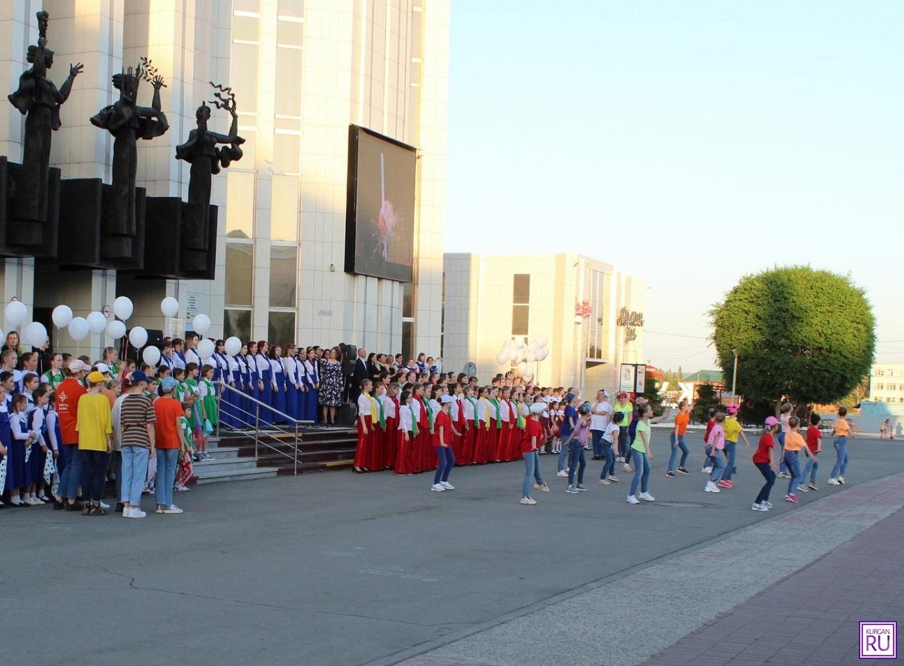 троицкая площадь в кургане