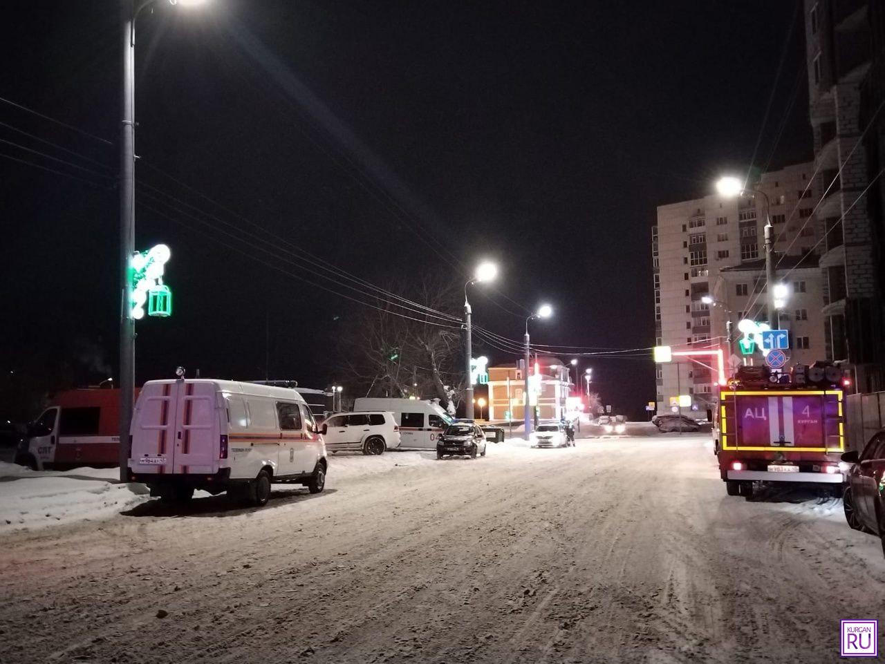 Минувшей ночью жителей двух домов в Кургане эвакуировали из-за качающихся  люстр | 23.01.2024 | Курган - БезФормата