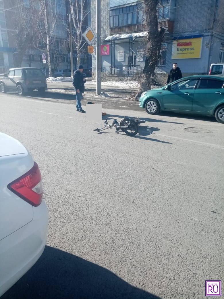 Водитель электровелосипеда сбил женщину | 21.03.2024 | Курган - БезФормата