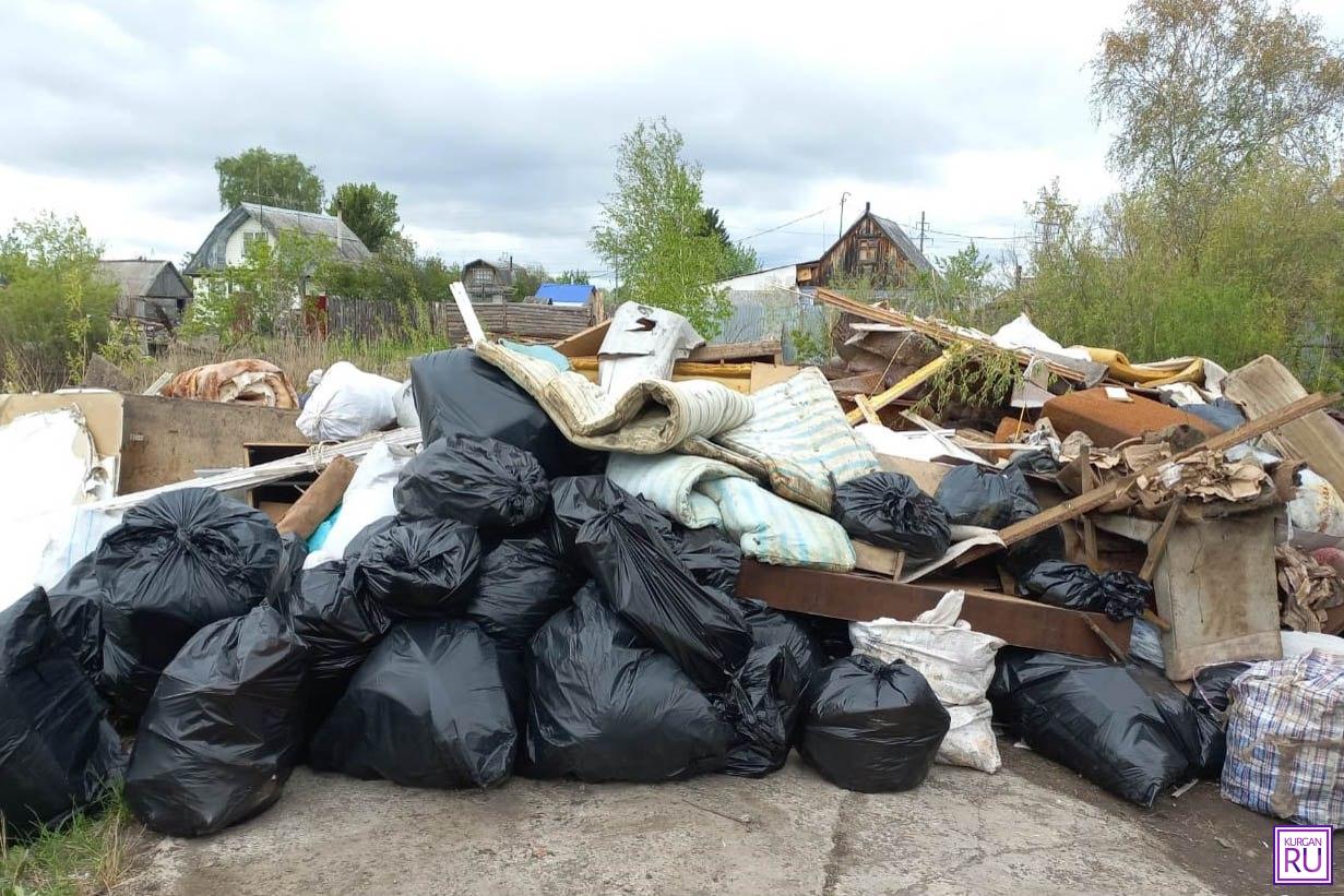 В Кургане продолжают ликвидировать последствия паводка