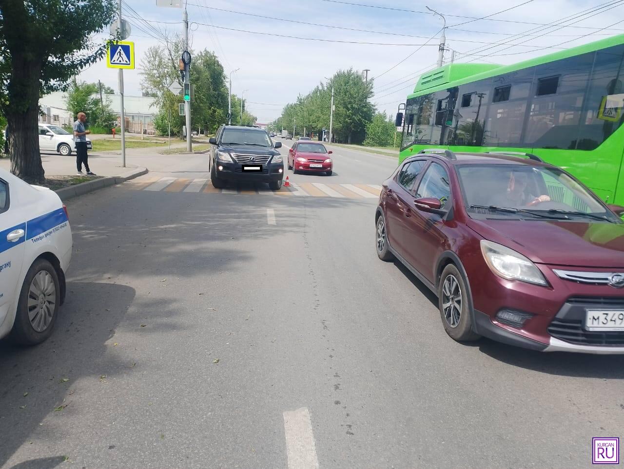 В Кургане внедорожник сбил двух пешеходов | 04.06.2024 | Курган - БезФормата